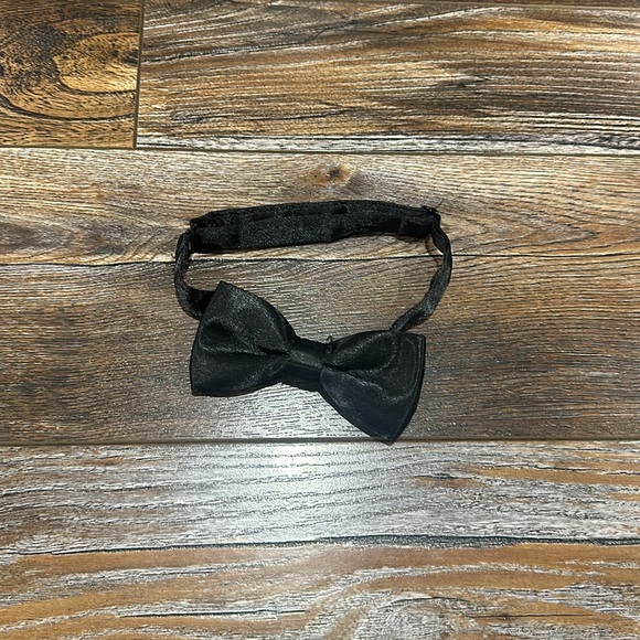 Toddler boys 5 piece tuxedo ring bearer 3T - Picture 9 of 14